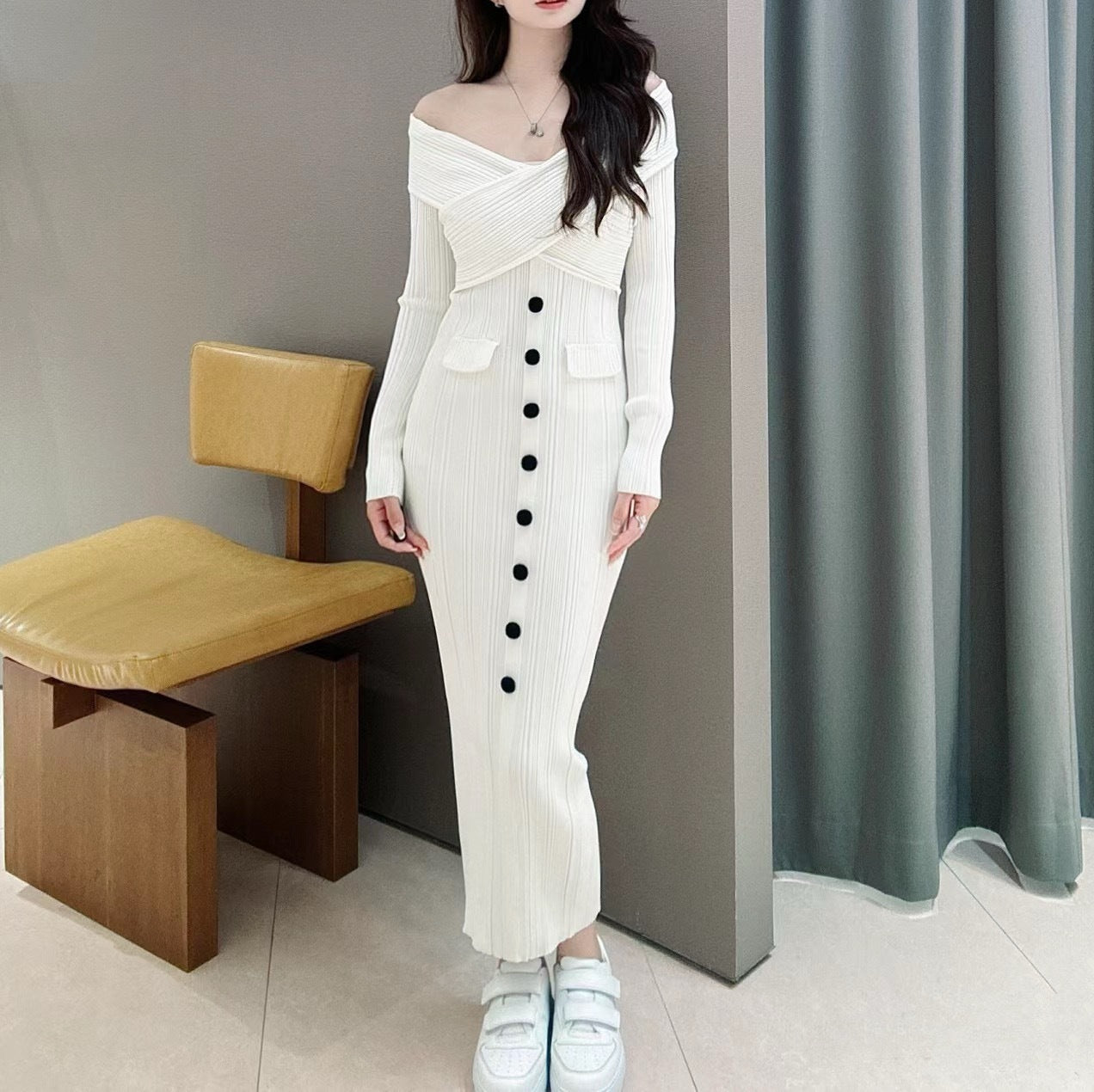One-Shoulder Knitted Maxi Dress – Slim Fit Hip-Hugging Evening Dress